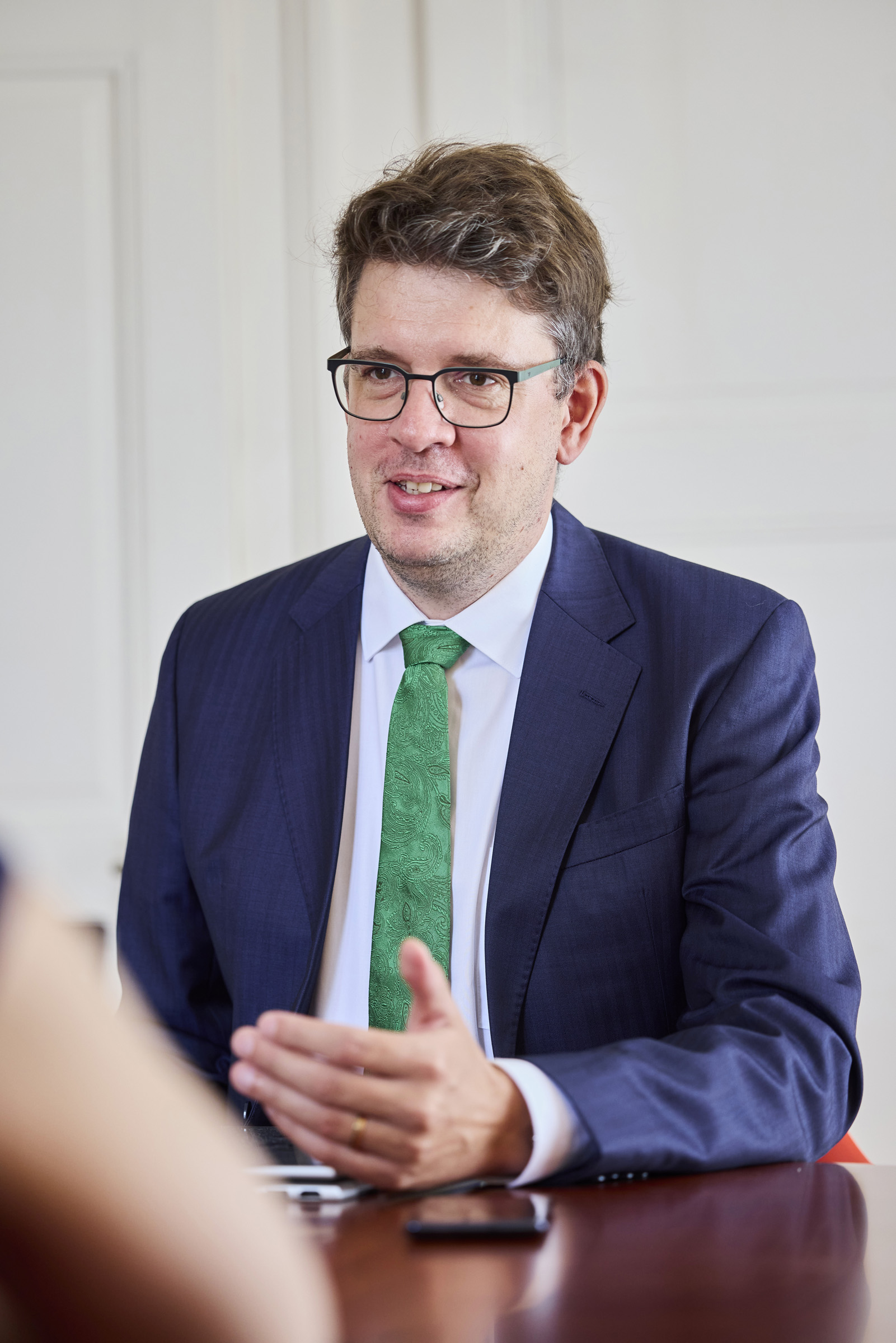 Dr. Felix Gille
